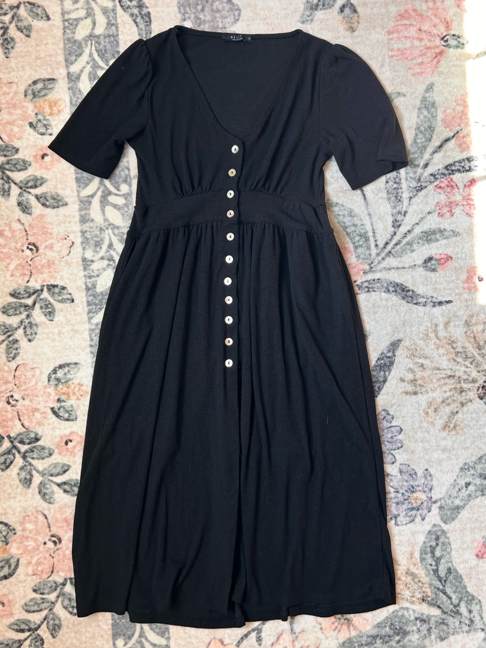 Classic Black Midi Dress with Button-Front Detail and V Neck